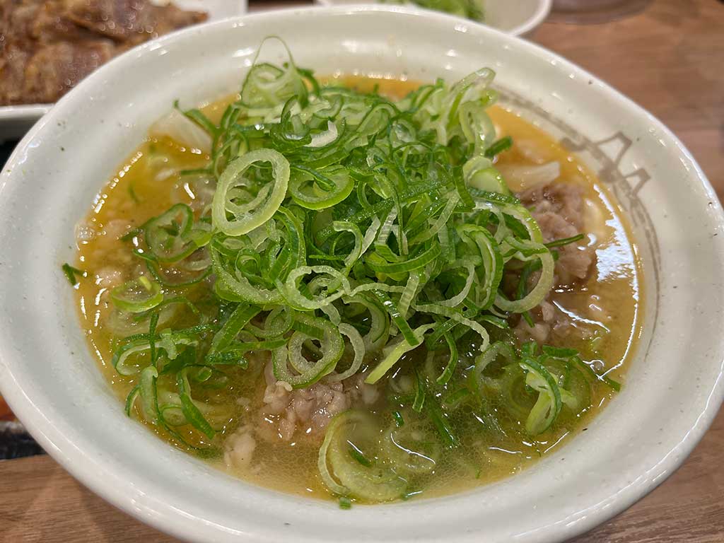 松屋がまたえらいもん出した!「具だくさん肉吸い」