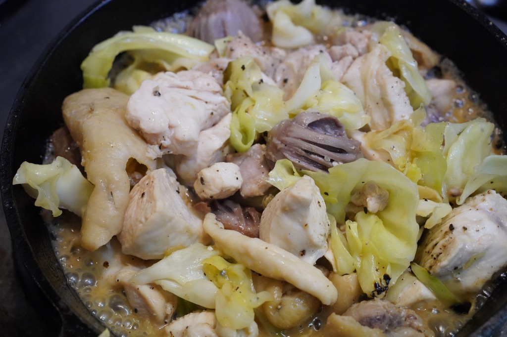 ワインに合いまくる、鶏のごちゃ混ぜ焼きと締めの鶏ライス